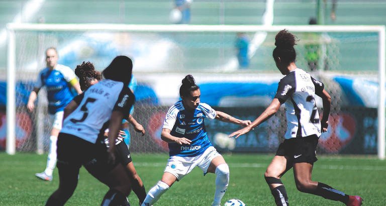 Corinthians e Cruzeiro ficam no 2 a 2 na abertura da decisão do Brasileiro feminino - Imagem do artigo original