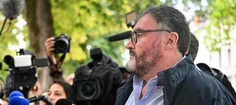 Ex-anestesista é julgado na França por suspeita de envenenar 30 pacientes, 12 deles fatalmente - Imagem do artigo original