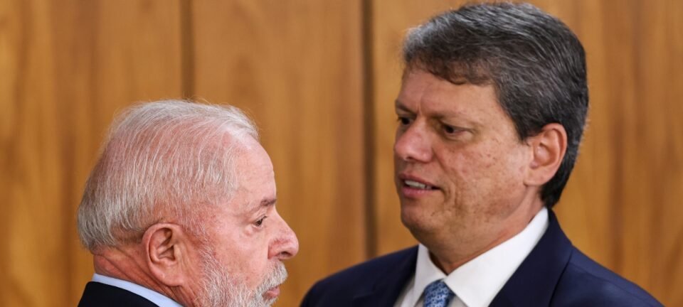 Pesquisa AtlasIntel indica Tarcísio à frente de Lula no segundo turno em São Paulo - Imagem do artigo original