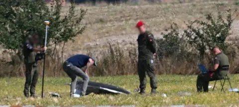 Polônia derruba drones russos após violação de espaço aéreo - Imagem do artigo original