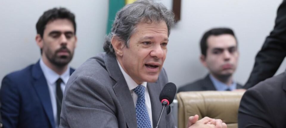 Audiência na Câmara vira confronto verbal e Haddad recebe apelido de “Taxad” - Imagem do artigo