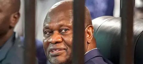 Tribunal especial do Sudão do Sul rejeita recurso de Riek Machar e mantém julgamento por assassinato e traição - Imagem do artigo original