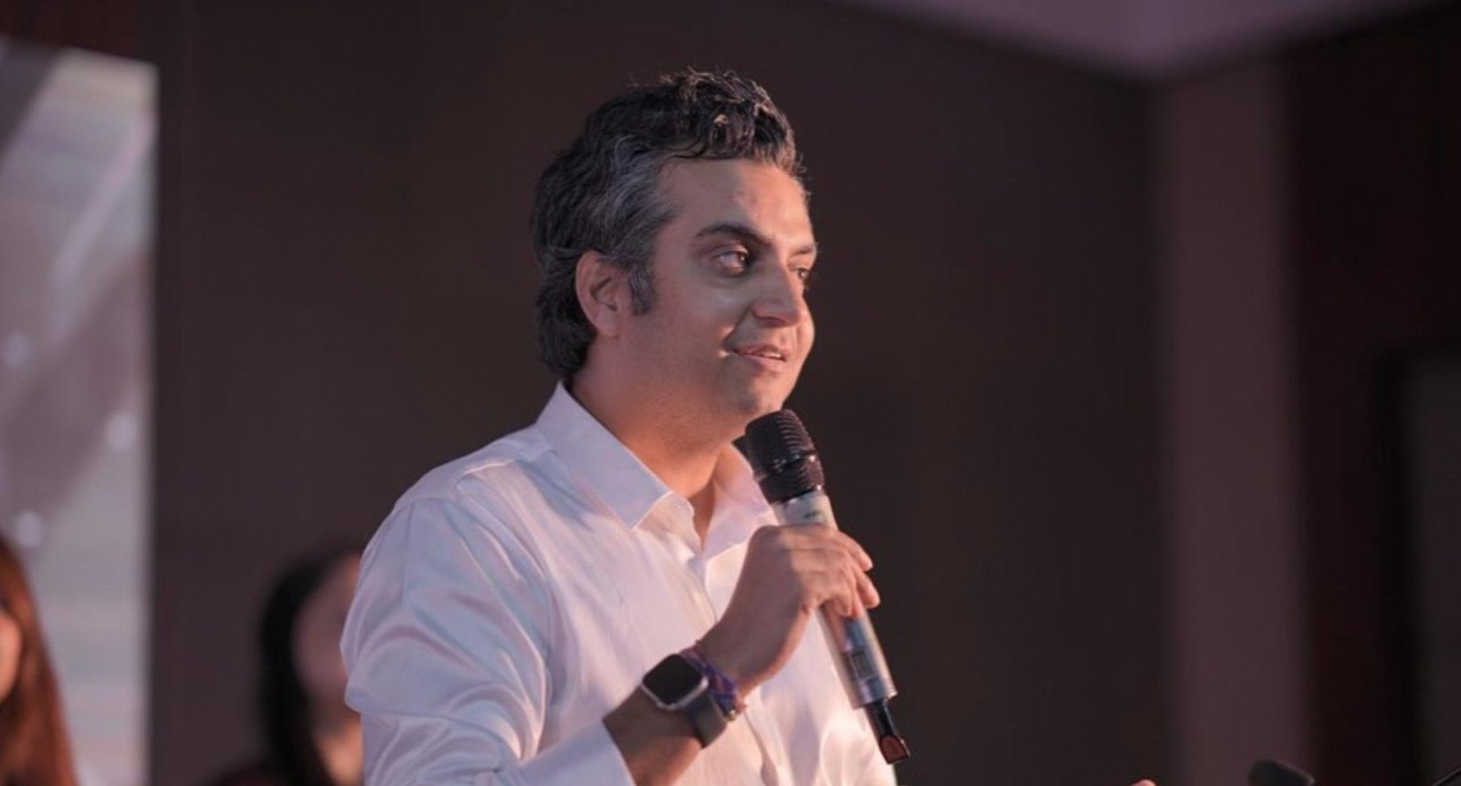 Tensões diplomáticas travam vistos, e Leverage Edu redireciona estudantes para novos destinos - Imagem do artigo original