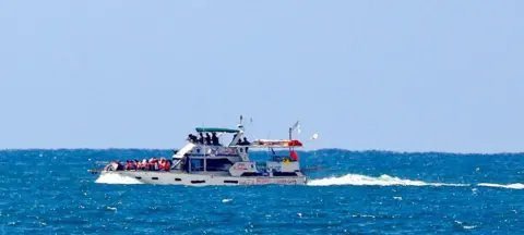 Israel deporta quatro italianos detidos em flotilha com ajuda para Gaza - Imagem do artigo original