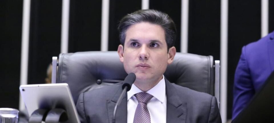 Hugo Motta rebate declaração de Lula sobre “baixo nível” do Congresso - Imagem do artigo